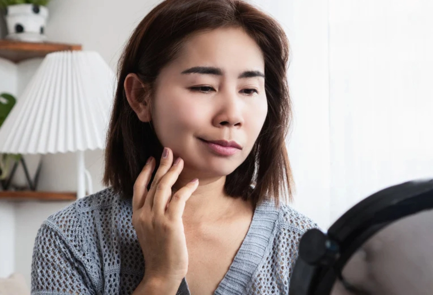 Dana Depenthal – Praxis für Logopädie – Frauen versuchen zu sprechen