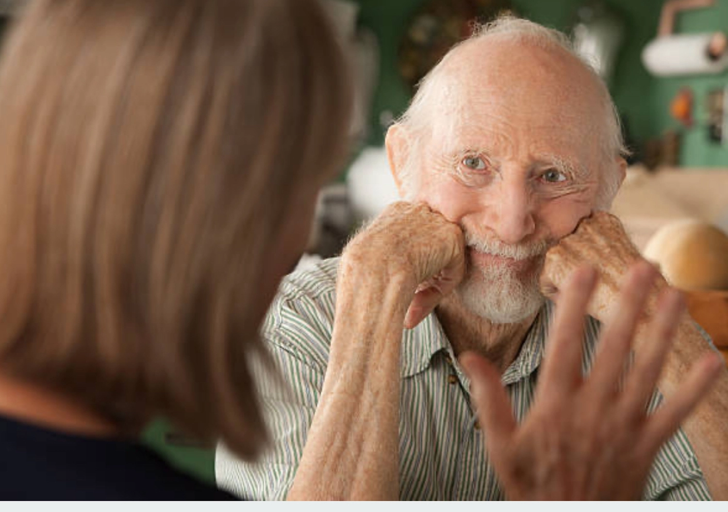 Dana Depenthal - Praxis für Logopädie - glücklicher alter Mann